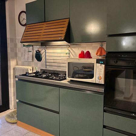 Appartamento Accogliente Stanza Privata Con Bagno Privato - Daniele'S House San Donato Milanese Esterno foto